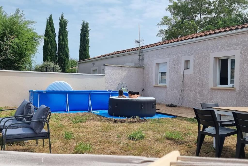 Maison Au Calme Entre Collegues Ou Famille - La Boheme - Saint-Seurin-sur-l'Isle 외부 사진